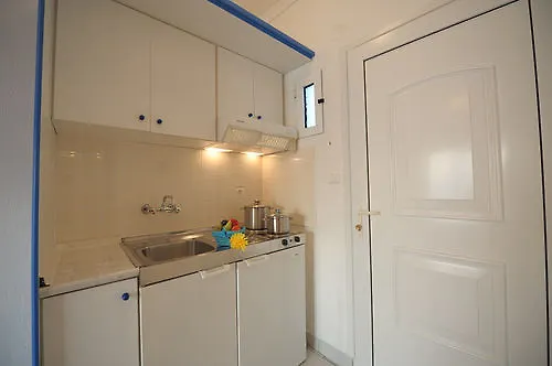 Lazaridis Luxury Studios & Apartments Nea Roda 0*,